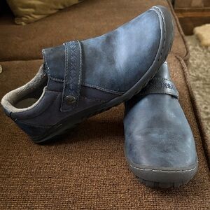 Jambu Navy blue Slip-On shoes size 8.5